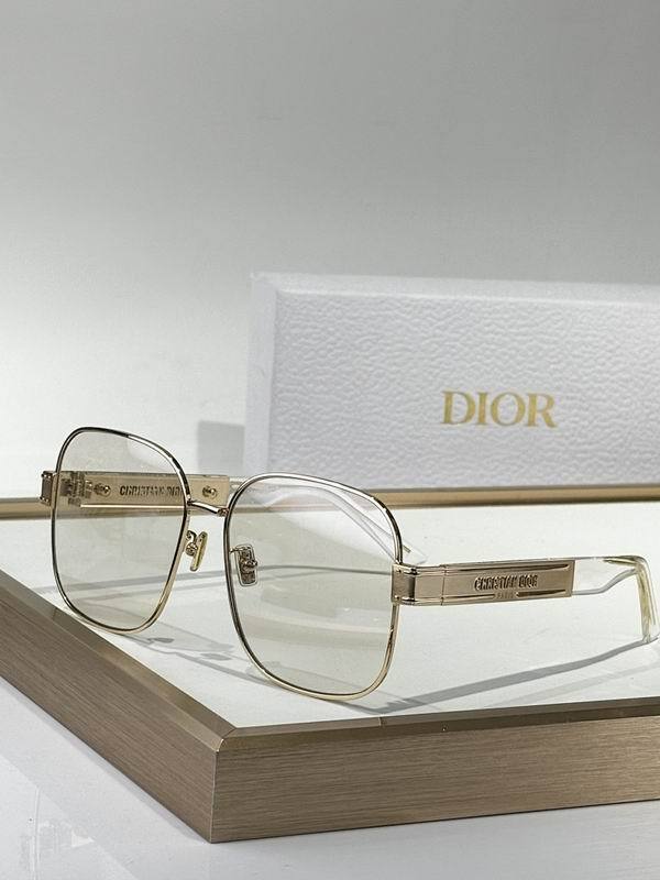 Dior Sunglasses AAA (606)