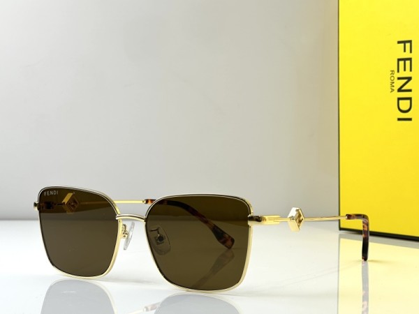 Fendi Sunglasses AAA (401)