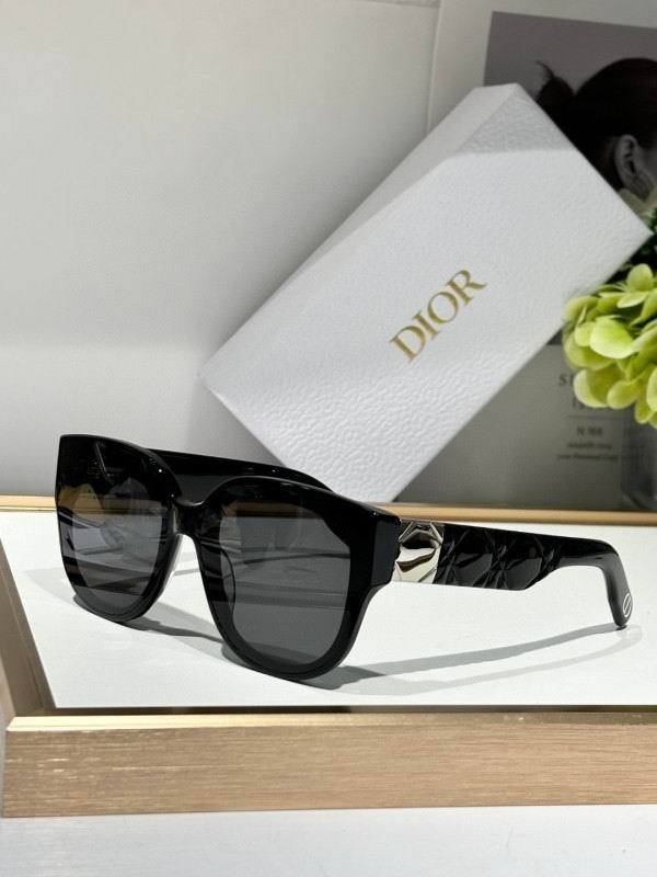 Dior Sunglasses AAA (395)