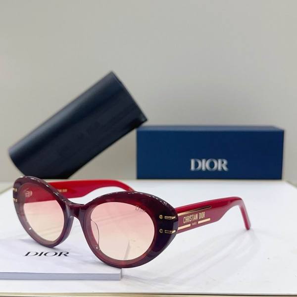 Dior Sunglasses AAA (988)