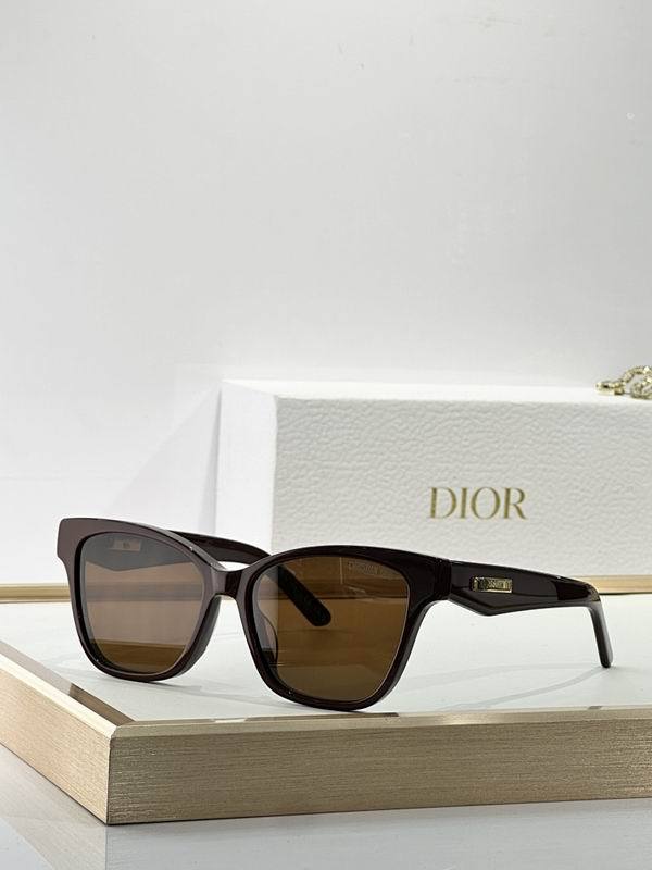 Dior Sunglasses AAA (621)