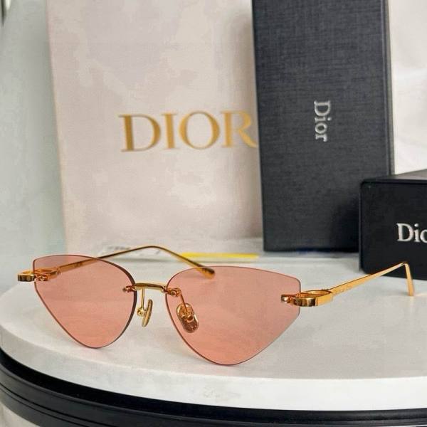Dior Sunglasses AAA (940)