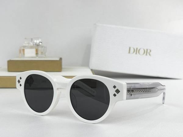 Dior Sunglasses AAA (1000)