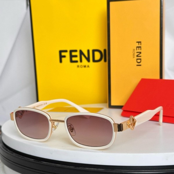Fendi Sunglasses AAA (225)