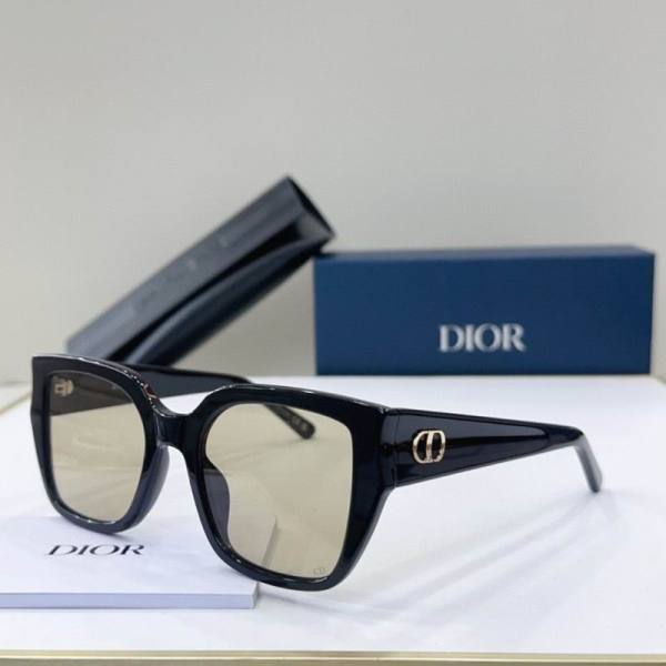 Dior Sunglasses AAA (328)