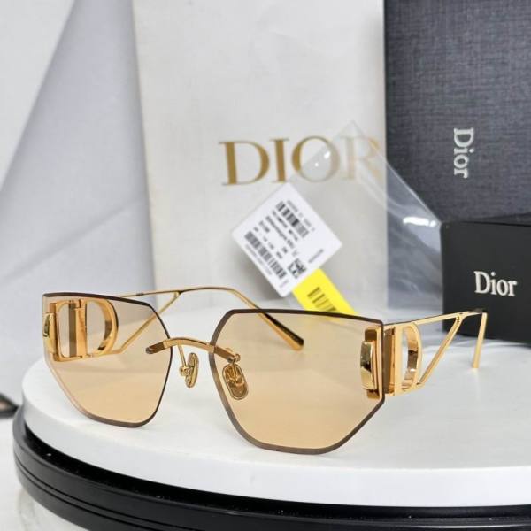 Dior Sunglasses AAA (560)