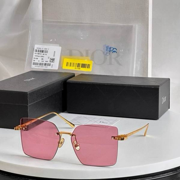 Dior Sunglasses AAA (957)