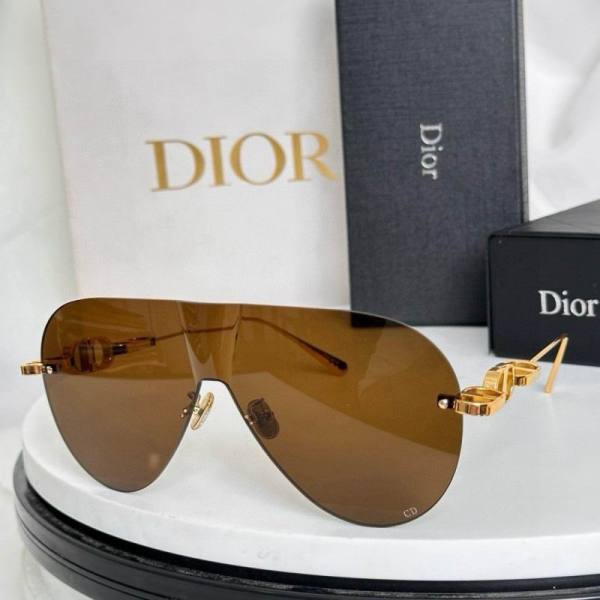 Dior Sunglasses AAA (265)