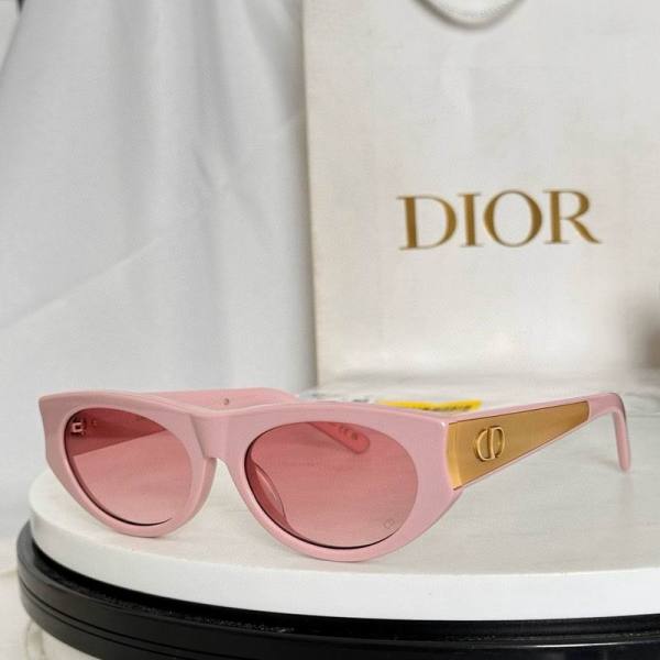 Dior Sunglasses AAA (1154)