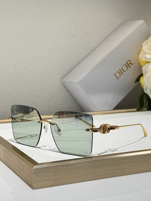 Dior Sunglasses AAA (587)