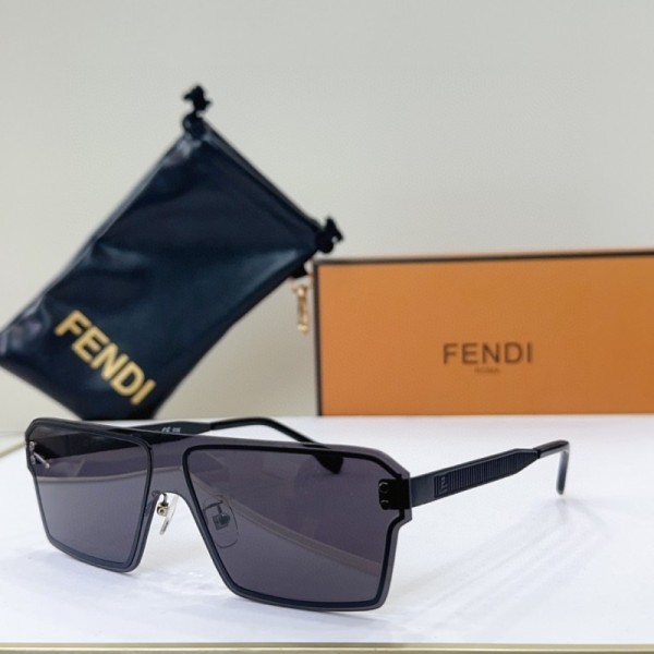 Fendi Sunglasses AAA (118)