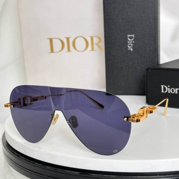 Dior Sunglasses AAA (270)