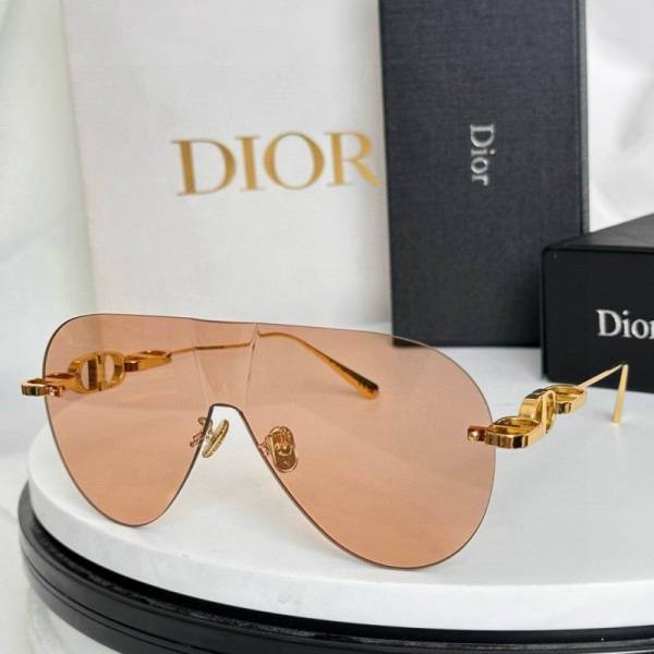 Dior Sunglasses AAA (267)