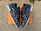 LV SNEAKERS (120)