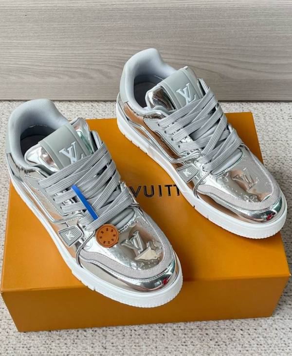 LV Shoes (56)