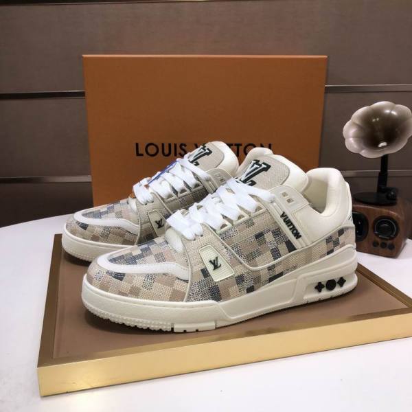 LV Shoes (43)