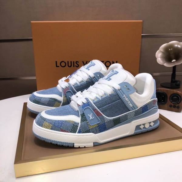 LV Shoes (44)