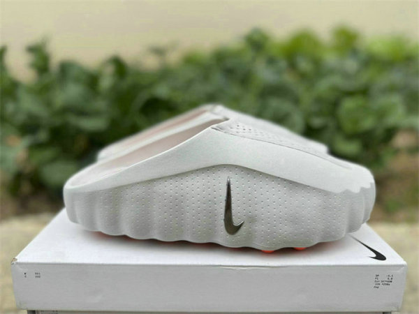 Authentic Nike Mind 001 Light Smoke