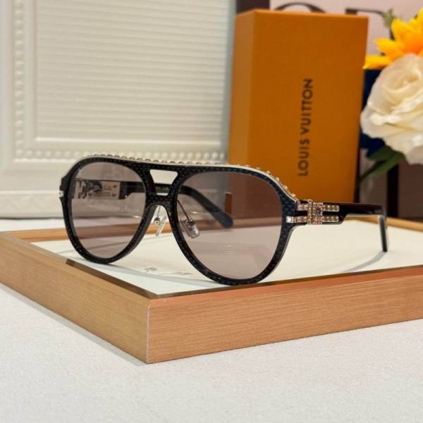 LV Sunglasses AAA (141)
