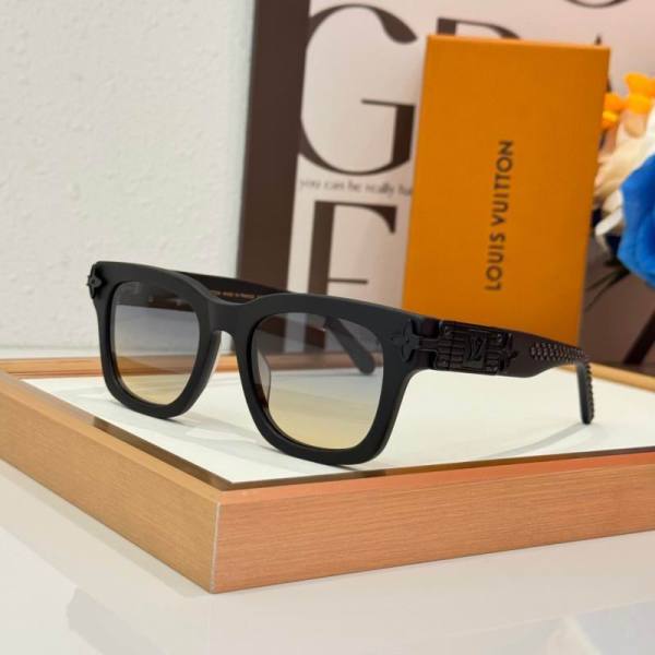 LV Sunglasses AAA (150)
