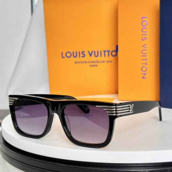 LV Sunglasses AAA (132)