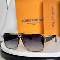 LV Sunglasses AAA (111)