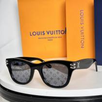 LV Sunglasses AAA (151)
