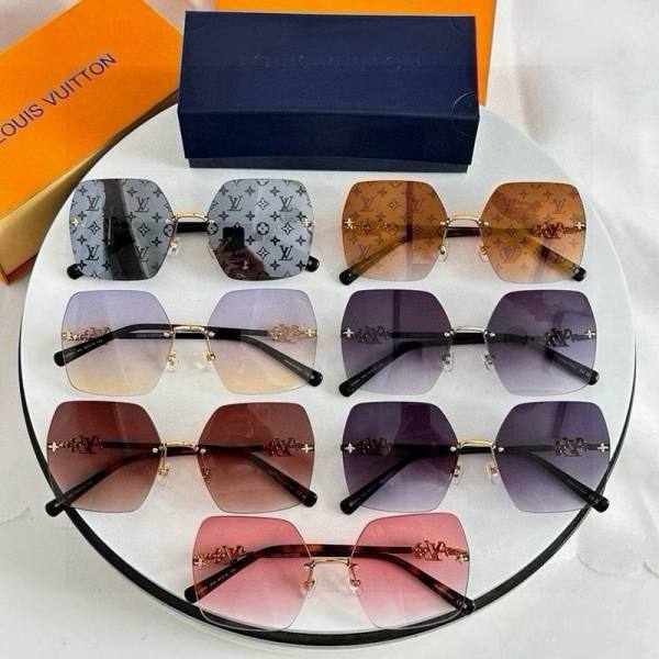 LV Sunglasses AAA (213)