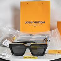 LV Sunglasses AAA (224)