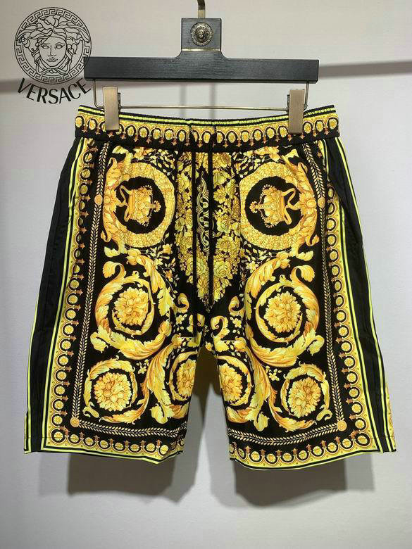 Versace Shorts (4)