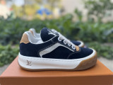 LV TRAINER SNEAKERS (127)