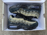 Authentic UNDEFEATED x Nike Air Max 95