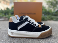 LV TRAINER SNEAKERS (130)