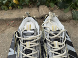 OFF-WHITE SNEAKERS (86)