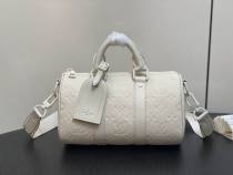 LV Hangbag 25X15X11cm