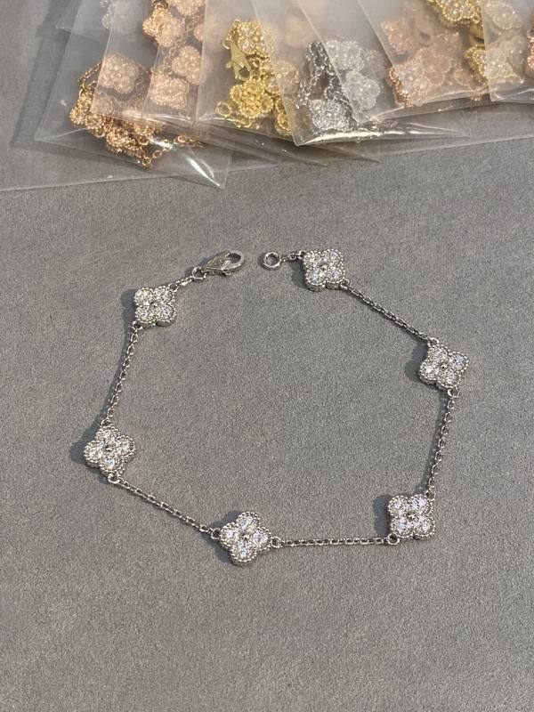 Van Cleef & Arpels-bracelet (16)