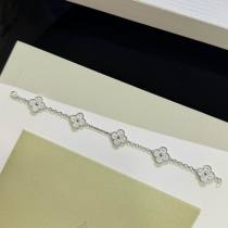 Van Cleef & Arpels-bracelet (24)