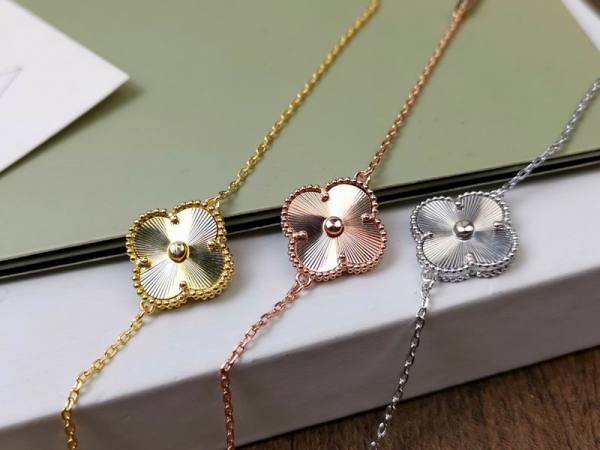 Van Cleef & Arpels-bracelet (42)