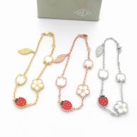 Van Cleef & Arpels-bracelet (38)