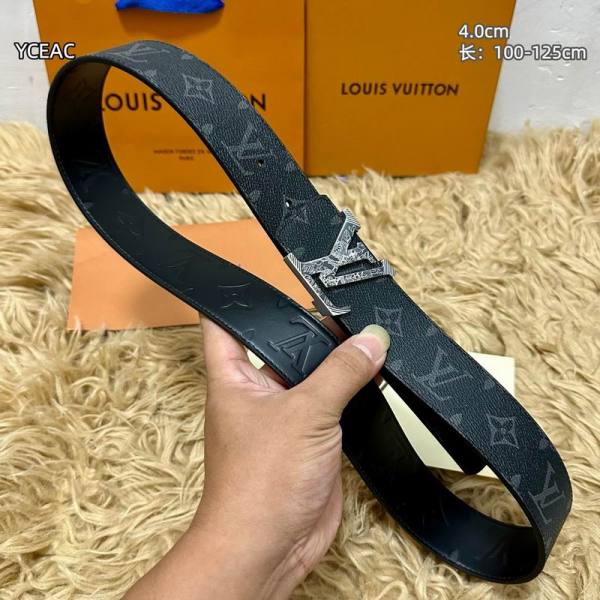 LV Belt AAA (68)