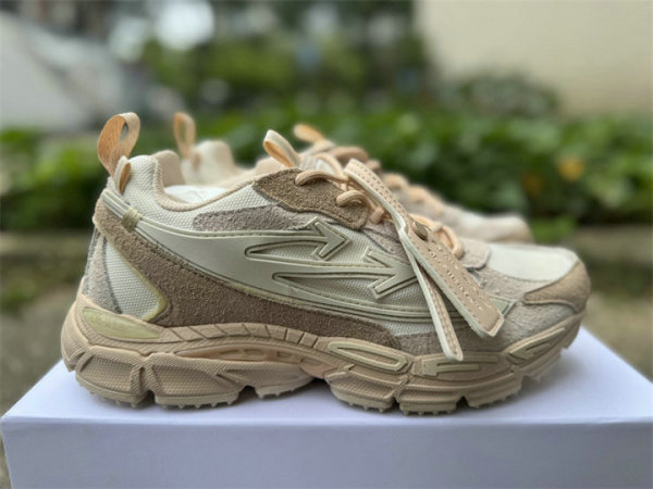 OFF-WHITE SNEAKERS (91)