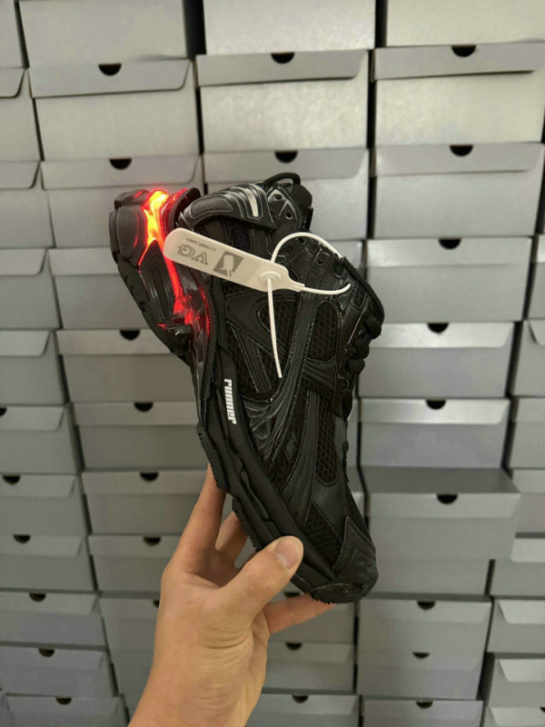 Balenciaga Runner Black