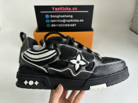 LV SNEAKERS (104)