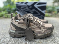 OFF-WHITE Be Right Coffee Brown