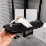 Versace Slipper (1)