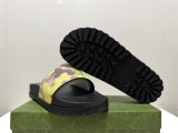 Gucci Slippers  (89)