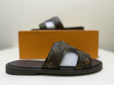 LV Slippers 39-45 (53)