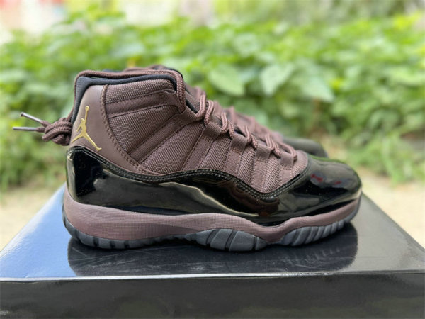 Authentic Air Jordan 11 Chocolate/Black