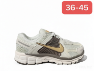 Nike Zoom Vomero 5 Shoes (39)