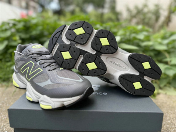Authentic New Balance U906041H